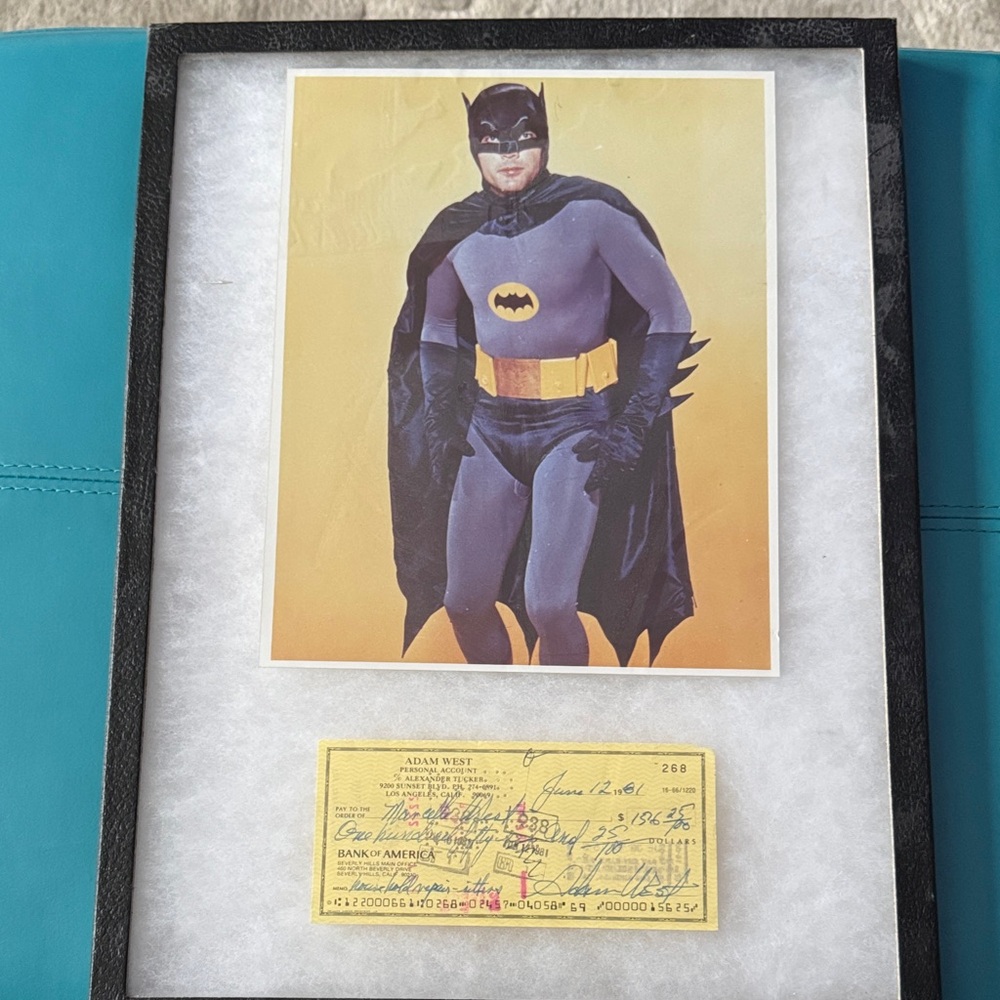 Batman Trading Card Display - Black and Gray